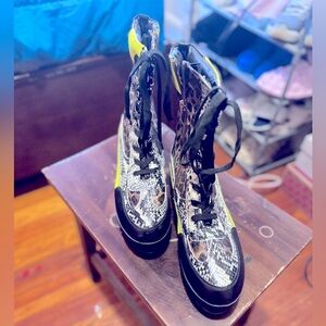 Animal print zips on side boots